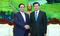 Vietnamese PM meets with top Lao leader in Vientiane