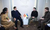 Vietnamese PM meets with Ukrainian President on sidelines of WEF meeting