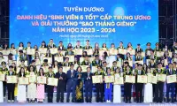 Multiplying “bright stars” of knowledge, personality and lifestyle among youths