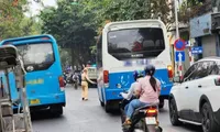 Hanoi plans to restrict large passenger vehicles in Old Quarter