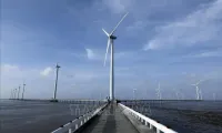 Vietnam developing wind turbine blades that align with weather conditions