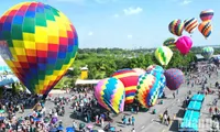 Dong Nai launches Hot Air Balloon Festival and investment promotion event