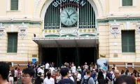 Number of tourists soars during national reunification holidays
