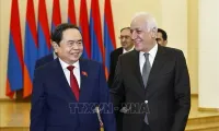 NA Chairman meets with Armenian President