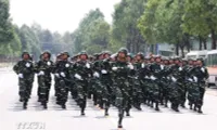 Cambodian, Lao troops rehearse in Binh Duong for Vietnam's 50th reunification celebration