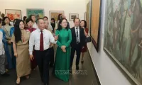 Exhibition showcases President Ho Chi Minh in fine arts ​