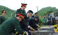 Ha Tinh holds memorial service for Vietnamese soldiers repatriated from Laos