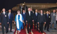 Hungarian President arrives in Hanoi, beginning official visit to Vietnam