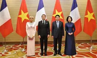 Vietnamese President hosts banquet for French counterpart