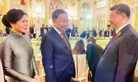 Party chief meets foreign leaders in Moscow