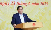 PM urges relentless efforts against smuggling, trade fraud