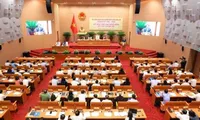 Ha Noi passes key resolutions to implement two-level local government model