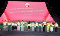 Ho Chi Minh City honours 90 exemplary cultural families