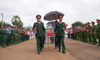 More Vietnamese volunteer soldiers’ remains repatriated from Cambodia