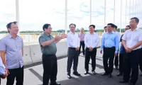 PM inspects key infrastructure projects in Hue