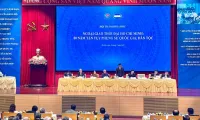 Vietnamese diplomacy dedicated to serving the nation