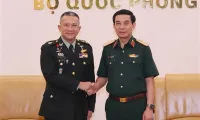 Defence Minister receives Chief of Defence Forces of Thailand