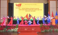 Viet Nam's achievements closely tied to strong Laos friendship: diplomat