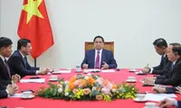 Vietnamese Prime Minister holds phone talks with Cambodian counterpart