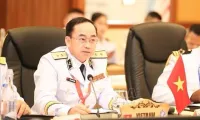 Viet Nam Navy pledges close cooperation for regional maritime security