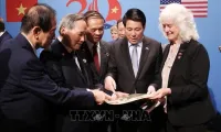 State President hails Viet Nam-US reconciliation as proof of tolerance power