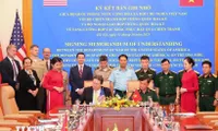 Vietnam, US sign agreement to strengthen cooperation on war legacy remediation
