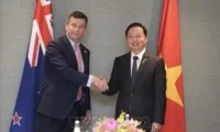 Viet Nam strengthens practical cooperation with New Zealand, Australia