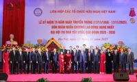 Viet Nam Union of Friendship Organisations receives first-class Labour Order