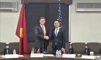 Viet Nam, US vow to boost political, security, defence ties at 14th dialogue