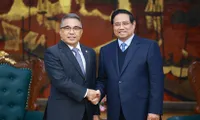 PM pledges deeper bilateral ties in farewell to Philippine Ambassador