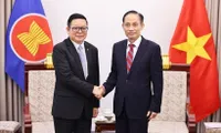 Foreign Minister receives ASEAN Secretary-General