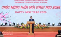PM, spouse host banquet for diplomatic corps in Hanoi