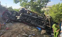 PM orders swift response to deadly bus crash in Lam Dong