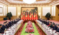 General Secretary and President of Vietnam holds talks with Chinese counterpart