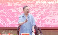 Top leader urges Hanoi to accelerate reforms, innovation for stronger development