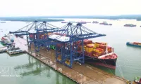 SSIT welcomes LNG-powered mega container ship on new trans-Pacific route