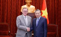 Top Vietnamese leader receives German Bundestag Vice President