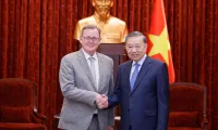 Top Vietnamese leader receives German Bundestag Vice President