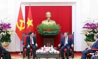 Top leader highlights dynamic growth in Viet Nam–Malaysia relations
