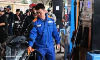 Petrol prices cut from 15:00 on August 13