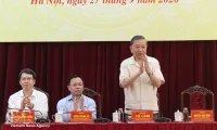 Top leader requests Hanoi to develop rapidly, ensure quality, identity and better livability