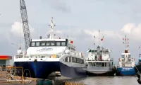 New rules on vessel entry, exit and transit procedures take effect in October