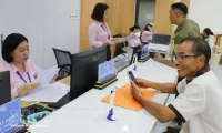 AI, robots drive administrative reform in Dong Xoai