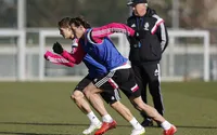 Bale cho "sao mai" Martin Odegaard "hít khói" trong màn đua tốc độ Bale cho "sao mai" Martin Odegaard "hít khói" trong màn đua tốc độ