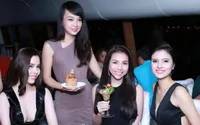 Vua đầu bếp Minh Nhật làm khách quốc tế nhạc nhiên vì cocktail... bánh mì