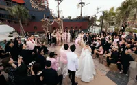 Lộ diện mỹ nhân bắt được hoa cưới của Diệu Nhi - Anh Tú Lộ diện mỹ nhân bắt được hoa cưới của Diệu Nhi - Anh Tú
