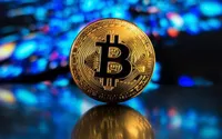 Bitcoin vượt 71.000 USD Bitcoin vượt 71.000 USD