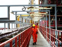 PVN's revenue falls amid oil price drop