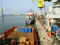 Sea transport sector still weak