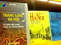Th&ecirc;m y&ecirc;u H&agrave; Nội với Tri&ecirc;̉n lãm sách cũ về Thủ đ&ocirc;